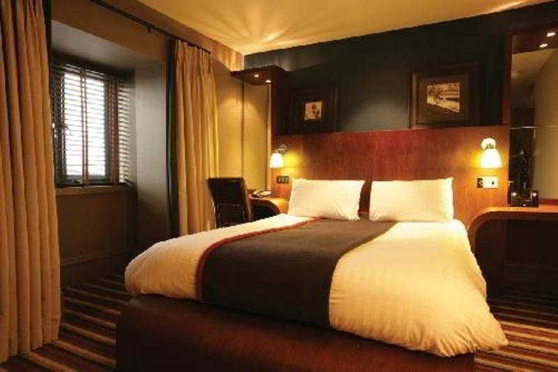 ביסטון Village Hotel Nottingham מראה חיצוני תמונה